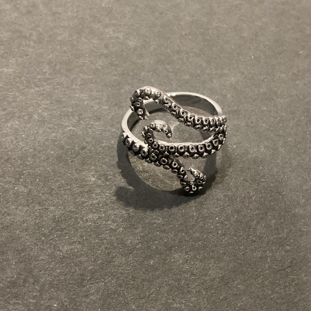 Octopus Tentacle Silver Ring - Women Jewelry